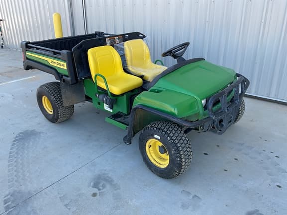 Image of John Deere Turf TX equipment image 4