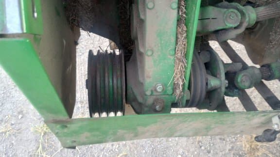 Image of John Deere W235 equipment image 4