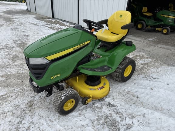 Image of John Deere X370 Primary image