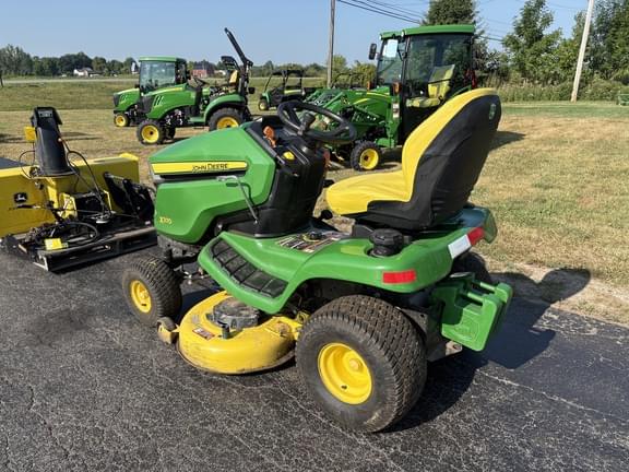 Image of John Deere X370 equipment image 3