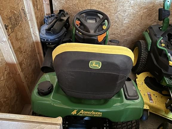 Image of John Deere X380 equipment image 2