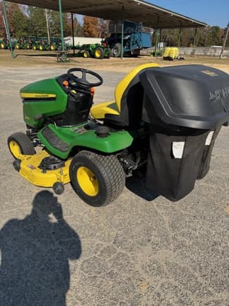 Image of John Deere X380 equipment image 1