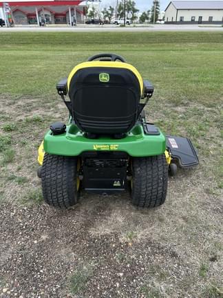 Image of John Deere X380 equipment image 1