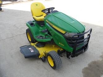Image of John Deere X380 equipment image 3