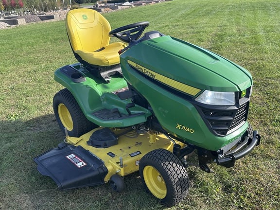 2021 John Deere X380 Equipment Image0