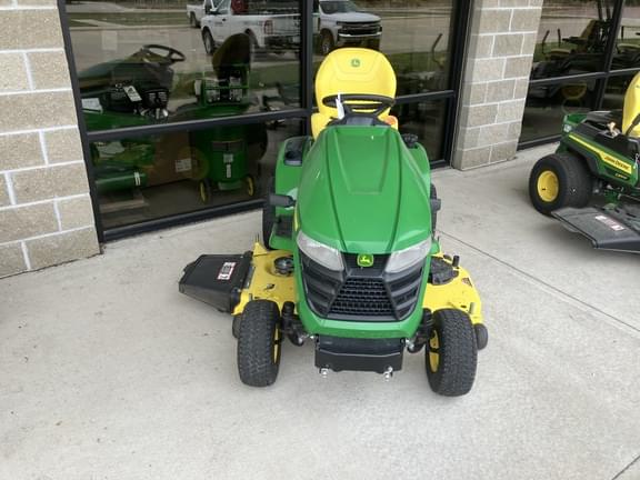 Image of John Deere X384 equipment image 1