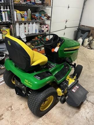 Image of John Deere X384 equipment image 1