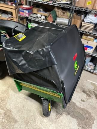 Image of John Deere X384 equipment image 2