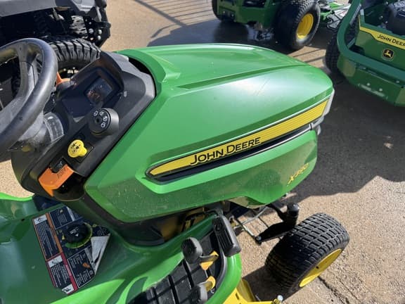 Image of John Deere X390 equipment image 1