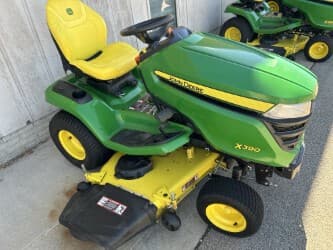 Image of John Deere X390 Image 0