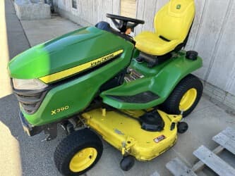 Image of John Deere X390 Image 1