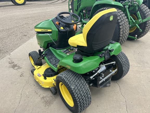 Image of John Deere X394 equipment image 3
