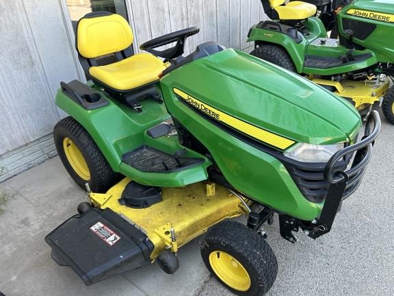 Image of John Deere X570 equipment image 1