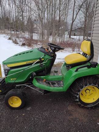 Image of John Deere X570 equipment image 1