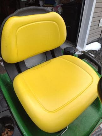 Image of John Deere X570 equipment image 2