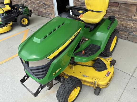 Image of John Deere X580 equipment image 2