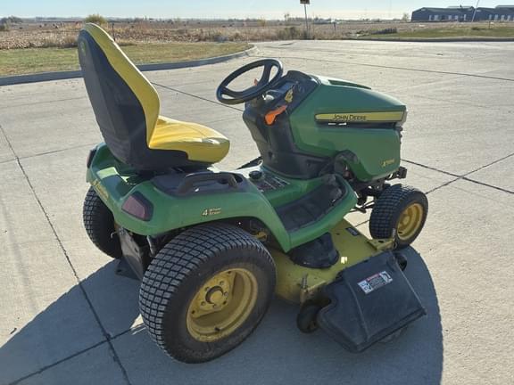Image of John Deere X584 equipment image 3