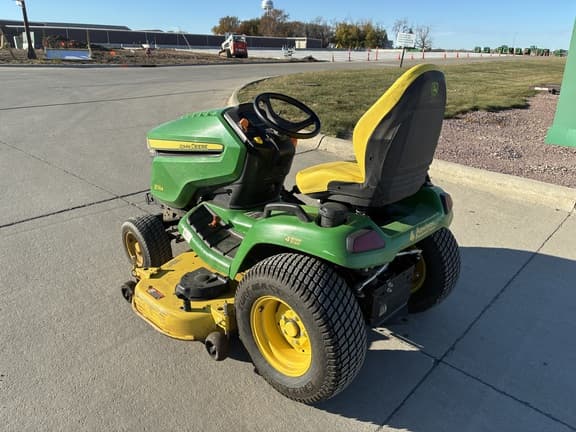 Image of John Deere X584 equipment image 1