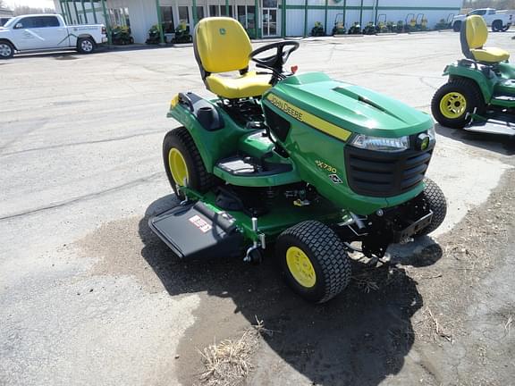 Image of John Deere X730 Primary image