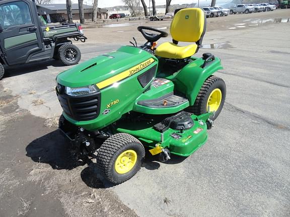Image of John Deere X730 equipment image 2