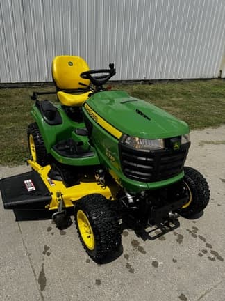 Image of John Deere X739 Primary image