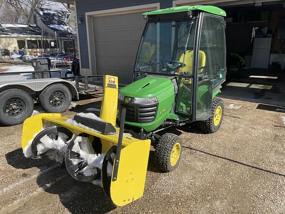 Image of John Deere X739 Primary image