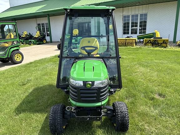Image of John Deere X739 equipment image 3
