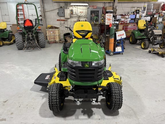 2021 John Deere X739 Equipment Image0