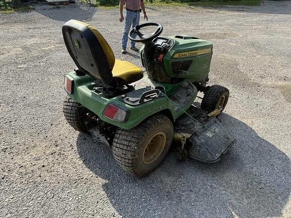 Image of John Deere X750 equipment image 4