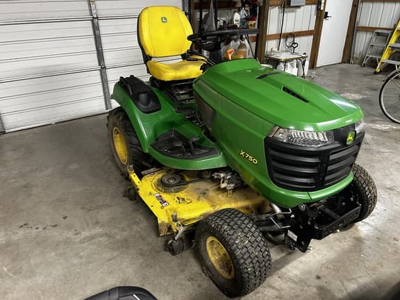 Image of John Deere X750 Primary image