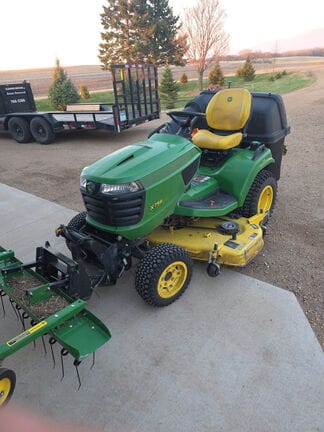 2021 John Deere X758 Equipment Image0