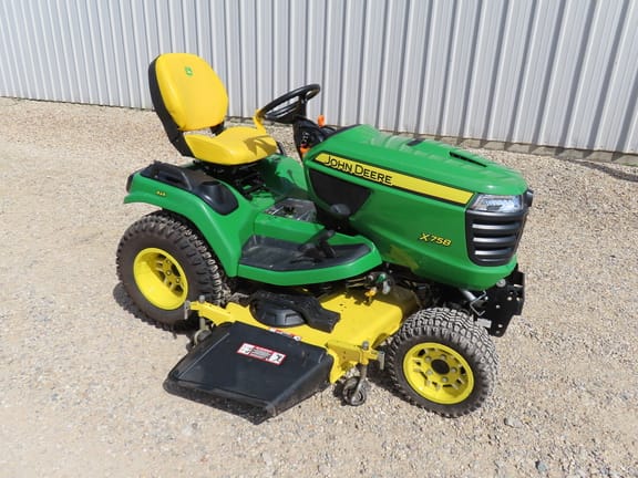2021 John Deere X758 Equipment Image0