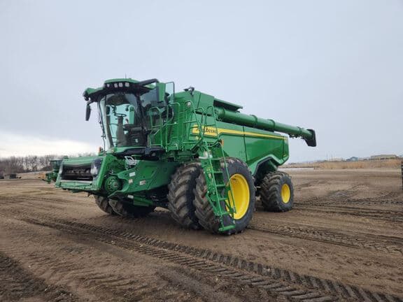 Image of John Deere X9 1000 Primary image