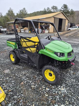Image of John Deere XUV 560E equipment image 4