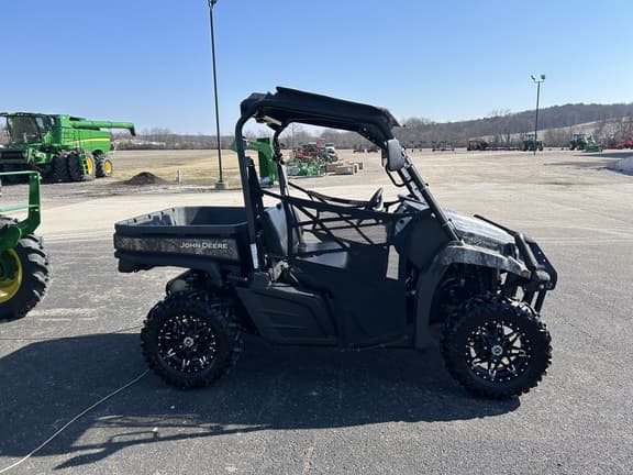 Image of John Deere XUV 590M equipment image 2