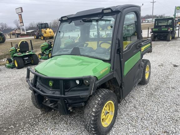 Image of John Deere XUV 835M equipment image 2