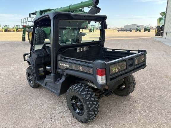 Image of John Deere XUV 835M equipment image 2