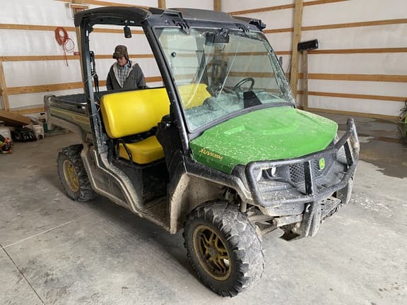Image of John Deere XUV 835M equipment image 2