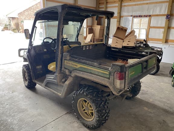 Image of John Deere XUV 835M equipment image 4