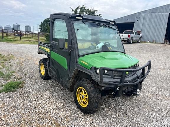 Image of John Deere XUV 835M equipment image 2