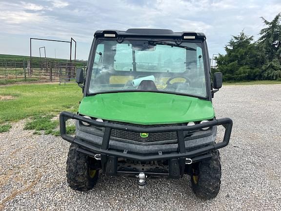 Image of John Deere XUV 835M equipment image 1