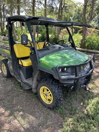 Image of John Deere XUV 835M equipment image 2