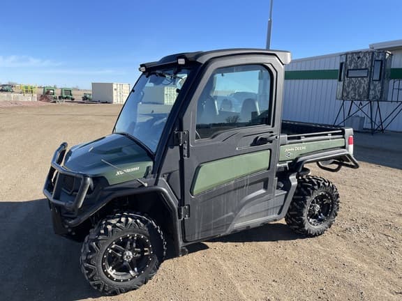 Image of John Deere XUV 835M Primary image