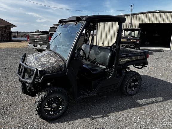 Image of John Deere XUV 835M Primary image