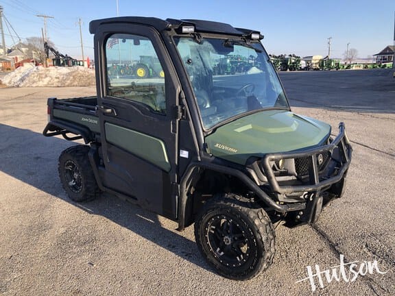 2021 John Deere XUV 835M Equipment Image0