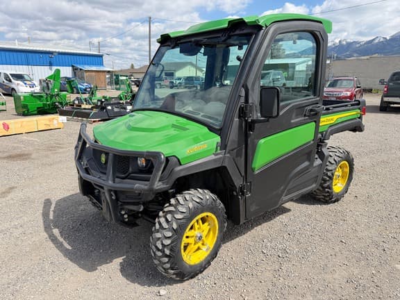 Image of John Deere XUV 835R Primary image