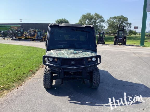 Image of John Deere XUV 835R equipment image 3