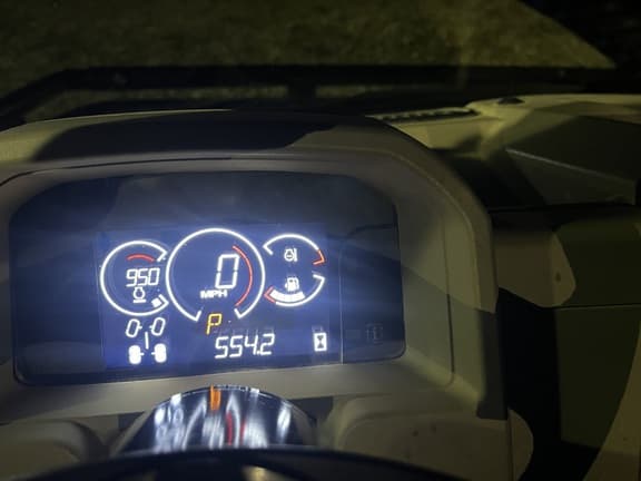 Image of John Deere XUV 835R equipment image 1