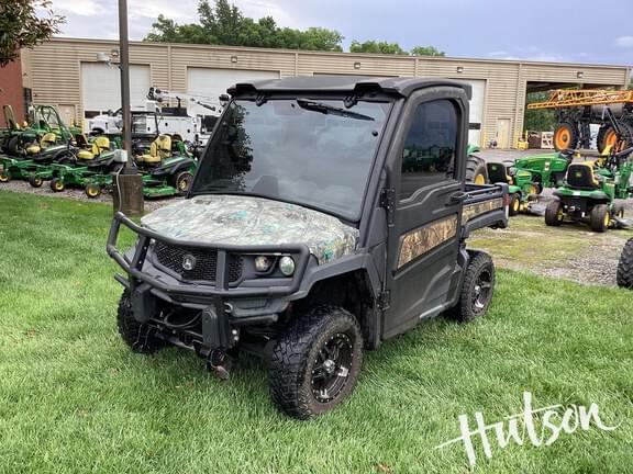 Image of John Deere XUV 835R equipment image 3