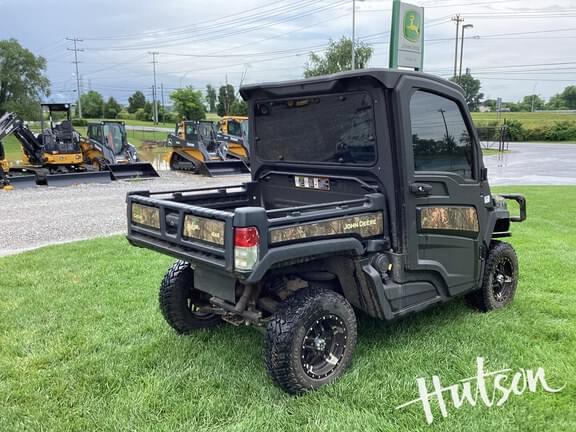 Image of John Deere XUV 835R equipment image 1